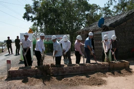 Khởi công ba cây cầu thuộc chương trình Cầu Nông thôn