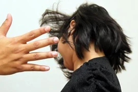 Những cái tát mang tên giáo dục