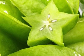 Canh chua khế rau tập tàng cá lóc, bạn từng thử chưa? 