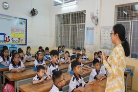 TP.HCM mở gói thầu sữa học đường 