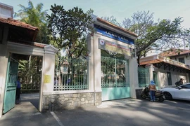 Phụ huynh, học sinh ‘nháo nhào’ vì thông báo kiểm tra học kỳ 1 lại