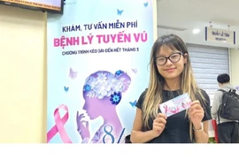 Hàng nghìn phụ nữ được khám vú miễn phí tại Bệnh viện Tâm Anh