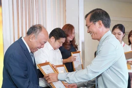 Chương trình trợ giúp pháp lý miễn phí của báo Pháp Luật TP.HCM từ những ngày đầu hoạt động. Ảnh: PL