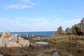 Đến Hang Rái, ôm trọn biển cả vào lòng