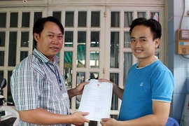 Đề xuất biểu dương 'cán bộ tư pháp bị dân dọa... đuổi việc'