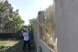 Thủ Đức tiếp tục tháo dỡ nhiều công trình không phép 