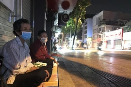 'Có nơi chốn để ở, có miếng cơm để ăn là được rồi'