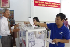 Quận Thủ Đức lấy ý kiến người dân về việc thành lập TP Thủ Đức. Ảnh: THANH TUYỀN 