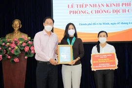 TP.HCM: Hơn 60 tỉ đồng ủng hộ mua vaccine COVID-19