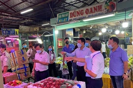 Đóng cửa chợ đầu mối nông sản Thủ Đức từ 8 giờ ngày 7-7 