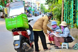 Ủy ban MTTQ TP.HCM hỗ trợ cấp giấy đi đường cho các hoạt động thiện nguyện