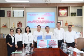 TP.HCM bàn giao 282 hồ sơ ứng cử đại biểu Quốc hội và HĐND