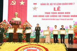 Quân khu 7: Trao tặng, truy tặng danh hiệu Anh hùng LLVT nhân dân đến 7 cá nhân 