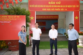 Ông Lê Quốc Phong kiểm tra công tác chuẩn bị bầu cử tại Hóc Môn, Đông Thạnh...