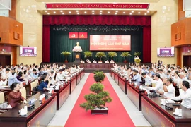 Ban chấp hành Đảng bộ TP.HCM họp bàn giải pháp tăng trưởng kinh tế