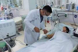 Vụ ngộ độc cá chép ủ chua: Bệnh viện Chợ Rẫy gửi công văn hỏa tốc 