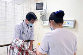 Thêm 11 người nhập viện nghi ngộ độc sau khi ăn bánh mì ở TP.HCM