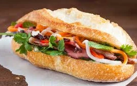 TP.HCM: Số ca nghi ngộ độc sau khi ăn bánh mì tăng lên 171