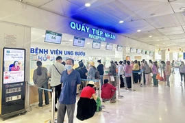 Khám sức khỏe miễn phí toàn dân, đánh chặn bệnh tật từ xa