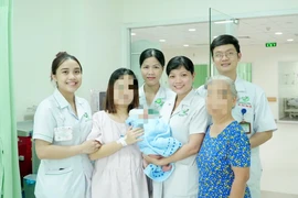 Không khám thai định kỳ, sản phụ vỡ tử cung nguy kịch cả mẹ lẫn con