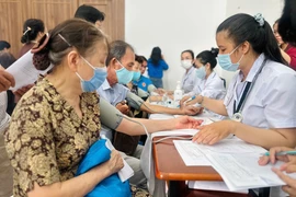 Thứ trưởng Bộ Y tế: Trạm y tế cần trở thành đơn vị sự nghiệp y tế hoàn chỉnh