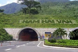 Từ 11-7, đóng cửa hầm Hải Vân mỗi ngày 30 phút