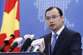 Công bố đường dây nóng hỗ trợ công dân Việt Nam sau khủng bố tại Pháp