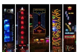 Trang trí karaoke Việt Nam từng triển lãm ở nhiều nước