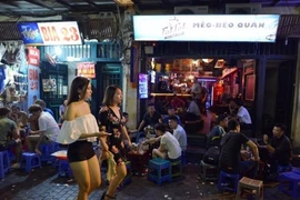 Hà Nội tiếp tục lấy ý kiến quy tắc ứng xử nơi công cộng