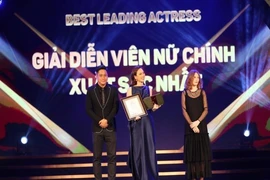 Nữ diễn viên 'Nhắm mắt thấy mùa hè' giành giải cao