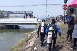 Lực lượng người nhái ở Thái Lan tham gia cứu hộ, cứu nạn, vớt thi thể. Ảnh: FB