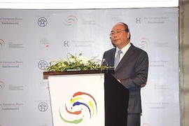 Thủ tướng: Một khi các bạn nhìn về hướng Đông, hãy nhìn về VN