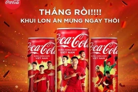 Bị phạt vì treo quảng cáo 'Mở lon Việt Nam' 