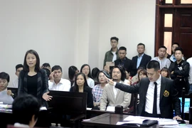 Xử phúc thẩm vụ Tuần Châu kiện đạo diễn Việt Tú