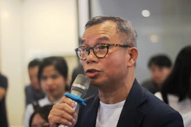 Bác sĩ nước ngoài về trầm cảm kiếm tiền như mưa ở Việt Nam