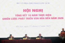 Xây dựng con người là công việc vô cùng phức tạp