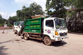 Sau đối thoại, bãi rác Nam Sơn mở cửa trở lại 
