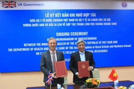 Việt Nam - Anh ký biên bản về vấn đề kháng kháng sinh 