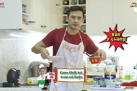 'Khóc ra nước mắt' khi các ông bố chăm con trong 'Mẹ vắng nhà - Ba là siêu nhân'