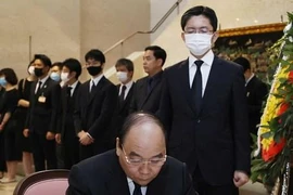 Chủ tịch nước lên đường sang Nhật dự Quốc tang ông Shinzo Abe