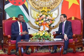 Bộ trưởng Dominica ngưỡng mộ những thành tựu của Việt Nam