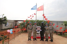 Lực lượng gìn giữ hòa bình khánh thành cột cờ Việt Nam tại Nam Sudan