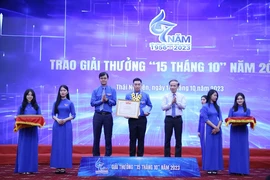 Trao Giải thưởng '15 tháng 10' năm 2023 cho 82 gương cán bộ Hội Liên hiệp Thanh niên