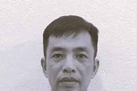 Truy tặng Huân chương bảo vệ Tổ quốc hạng Ba cho Trung tá hy sinh khi giúp dân khắc phục bão