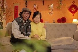 NSND Bùi Bài Bình gây xúc động trong MV 'Xuân người tha hương' 