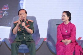 Thiếu tướng Hồ Sỹ Hậu, NSND Lan Hương nói về lòng yêu nước