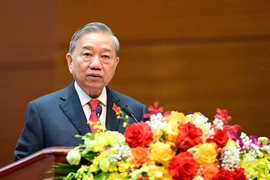 Tổng Bí thư: Đảng bộ Quân đội và toàn quân thực hiện tốt '2 kiên định, 2 đẩy mạnh và 2 ngăn ngừa'