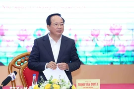 Báo chí phải dẫn dắt, không phải đuổi theo mạng xã hội