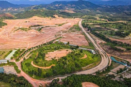 Trường đua ngựa ở Lâm Đồng bị phạt 80 triệu đồng vì xây dựng trái phép