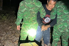 Tuồn pháo nổ vào Việt Nam qua rẫy khoai mì